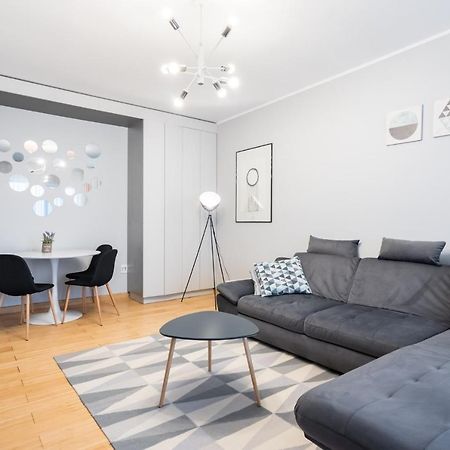 Happy Bubble I Timpuri Noi 1Br Apt 4 Ppl 布加勒斯特 外观 照片