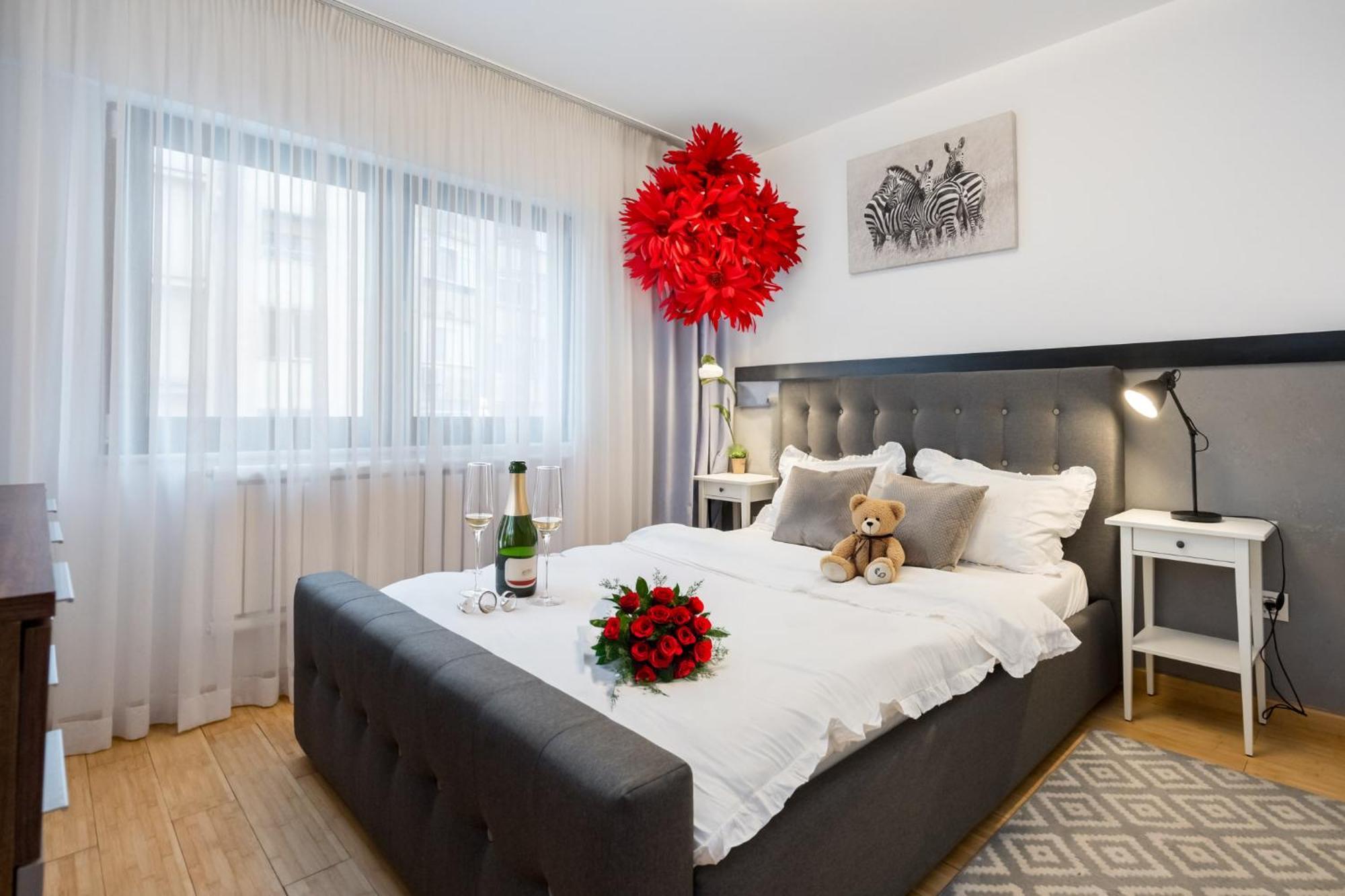 Happy Bubble I Timpuri Noi 1Br Apt 4 Ppl 布加勒斯特 外观 照片